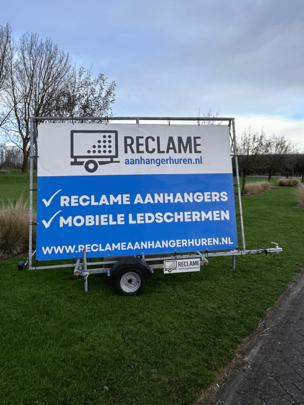 reclameaanhanger-winkel-voorbeeld-1 reclameaanhanger-winkel-voorbeeld-1